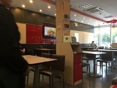 -李先生牛肉面大王(上海站南广场店)