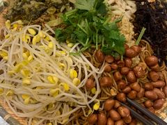 海南粉-琼菜坊·无鸡不成宴·海南菜老爸茶糟粕醋(海口骑楼老街店)
