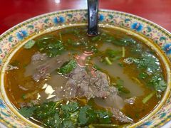 -金杨拉面王小吃面馆·牛三宝面·红烧牛肉粉