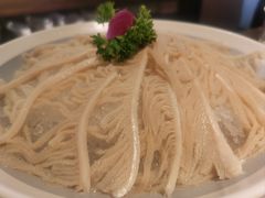 -尚尚仙·酸汤猪手·猪肚鸡火锅(华联万柳购物中心店)