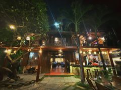 -Lam Vien Restaurant