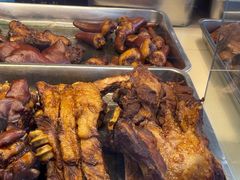 -老鼎万春卤菜(五代传承创始老店)