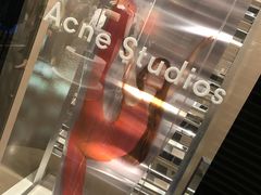-Acne Studios(芮欧百货店)