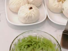 -李与白包子铺(桐梓林店)