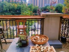 -一米阳光咖啡店(百通尚风尚水店)