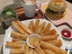 -Let'sBURGERplus·非常创意汉堡(三里屯店)