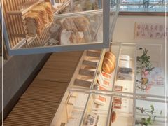 面包甜点陈列柜-前进麦味·天然烘焙(凯德1818店)