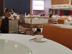 -东豪园林海鲜酒家(南港路辅路店)