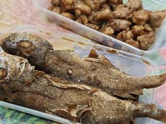 小黄鱼-蓝精灵饺子店