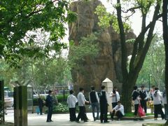 -上海市龙华烈士陵园