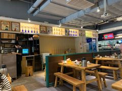 大堂-木屋烧烤(岗顶二店)
