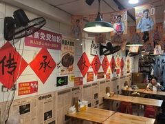-柳州肥姨妈大骨螺蛳粉(东靖路店)