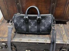 -小飞侠奢侈品回收 寄卖 养护(宝山宝龙广场店)