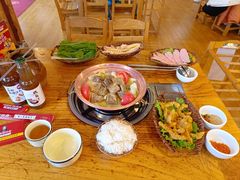 -阿婆情腊排骨火锅(忠义店)