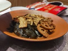 -闫府私房菜(恒隆店)