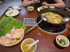 -菌之家·专业纯野生菌火锅·特色炒菌