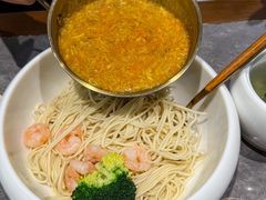 -莱莱小笼·乔艾