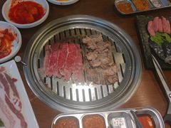 吾桑格-·缸桶屋·韩式牛肋条自助烤肉(西湖D11店)