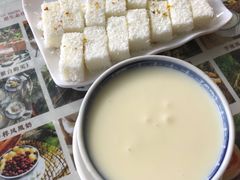 -周大娘牛乳(旧寨古村总店)