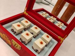 -品海楼·大连海胆锅贴馆(东港店)