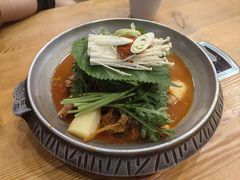 -喇喇排骨火锅·传统韩式脊骨汤(望京西园总店)