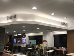 -麦当劳(中唱大厦店)
