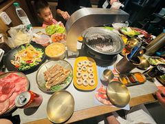 -草家酱蟹炭火烤肉店(珲春南路一店)