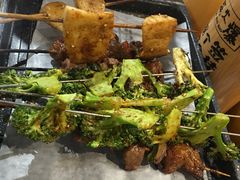 -蚝火爆·烧烤餐厅