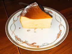 巴斯克蛋糕-Bistro Les Lilas丁香花小酒馆