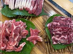 -臻牛烤肉