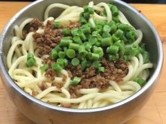 素椒杂酱面-左撇子私房面