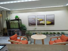 -华艺酒店(文化宫地铁站店)