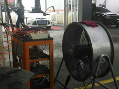 -名车坊威固授权汽车贴膜隐形车衣(世纪大道店)