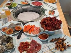 -绿岛港轩海鲜烤肉涮锅自助餐厅