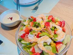 脆甜鲜虾沙拉-幸薈飯堂