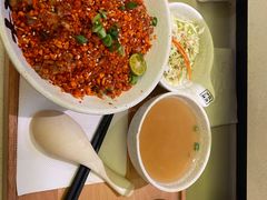 火山烧鸡丼-熊吞·大碗丼烧肉饭(济宁万达广场店)