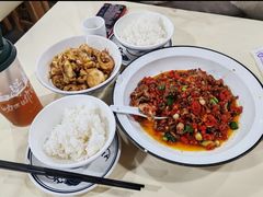 -笨罗卜浏阳菜馆(太平街店)