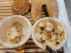 -焙丽拾光(麦凯乐直营店)