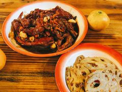 烧大鸡脚-老三样·美食研究中心(世贸路店)