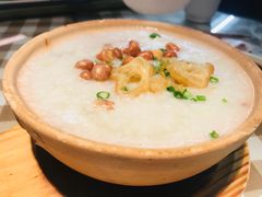 -新大咀港式茶餐厅(宝山万达店)