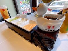 -煜丰汴京烤鸭(福彩路店)
