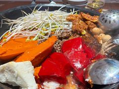 -四小区火锅·巷子里的重庆火锅(花照壁店)