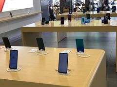 -华为授权体验店(万航渡路)