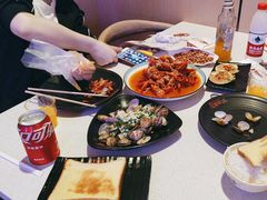 -红盔侠小龙虾(海宁银泰店)