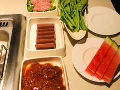 -海底捞火锅鲜切牛肉主题店(长寿路店)