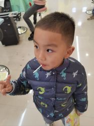 -爆米花儿童美发乐园