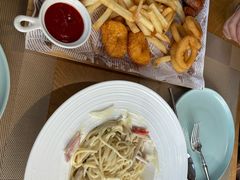 -荣耀.西式融合餐厅(留云湖店)