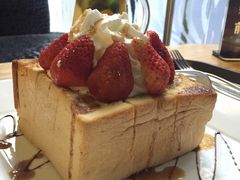 -Who乎coffee&bar