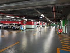 -金虹桥国际中心·停车场
