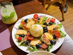 布拉塔蜜瓜梅果沙拉-沏点Trattoria意大利餐厅(新街口店)